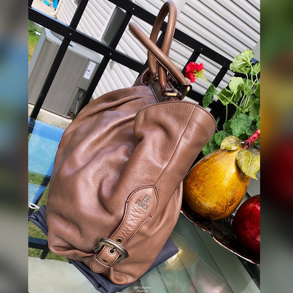 Authentic Fendi bag - Picture 6 of 16